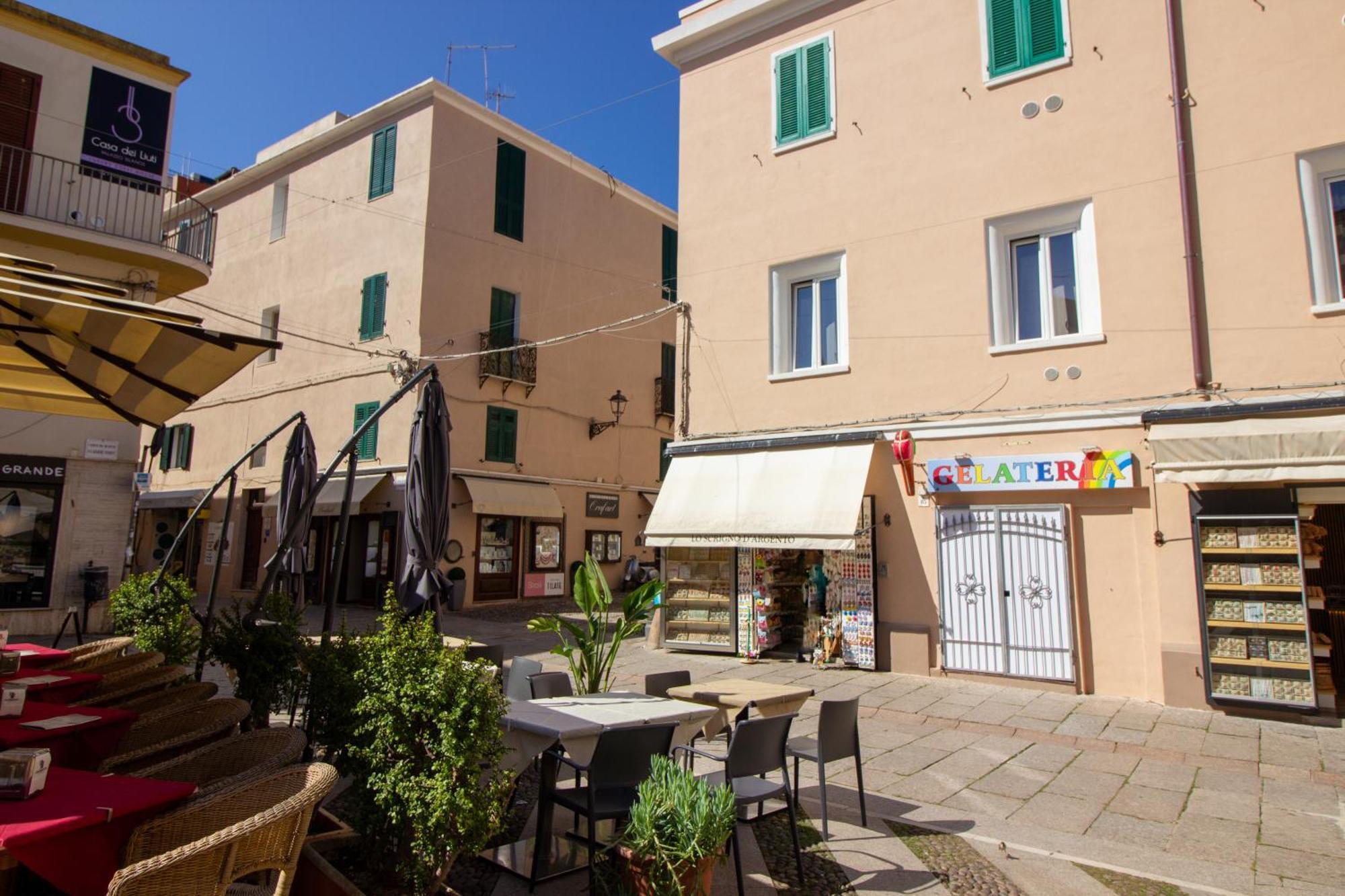 Appartamento In Centro Алгеро Екстериор снимка